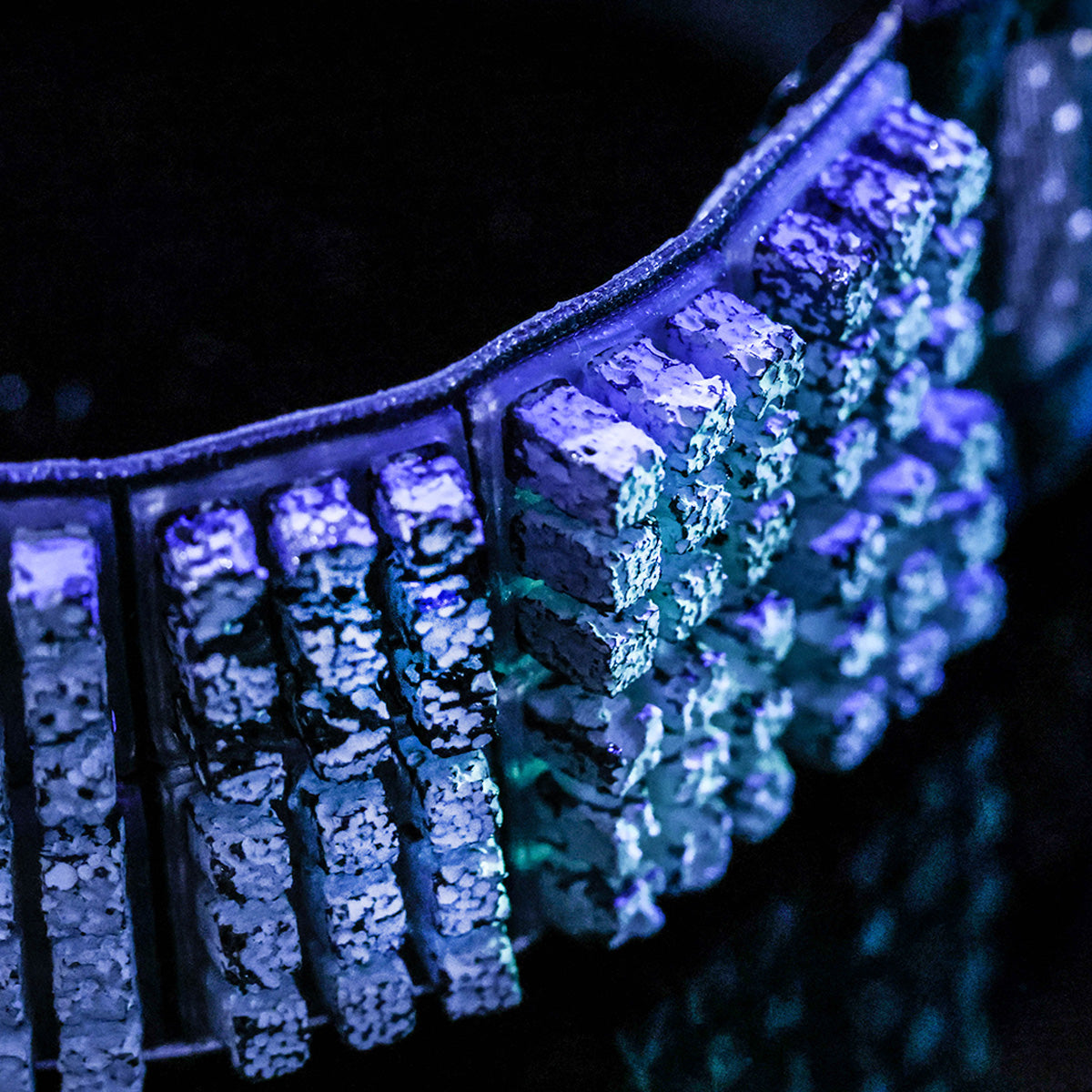 Headband with 20 cooling pieces