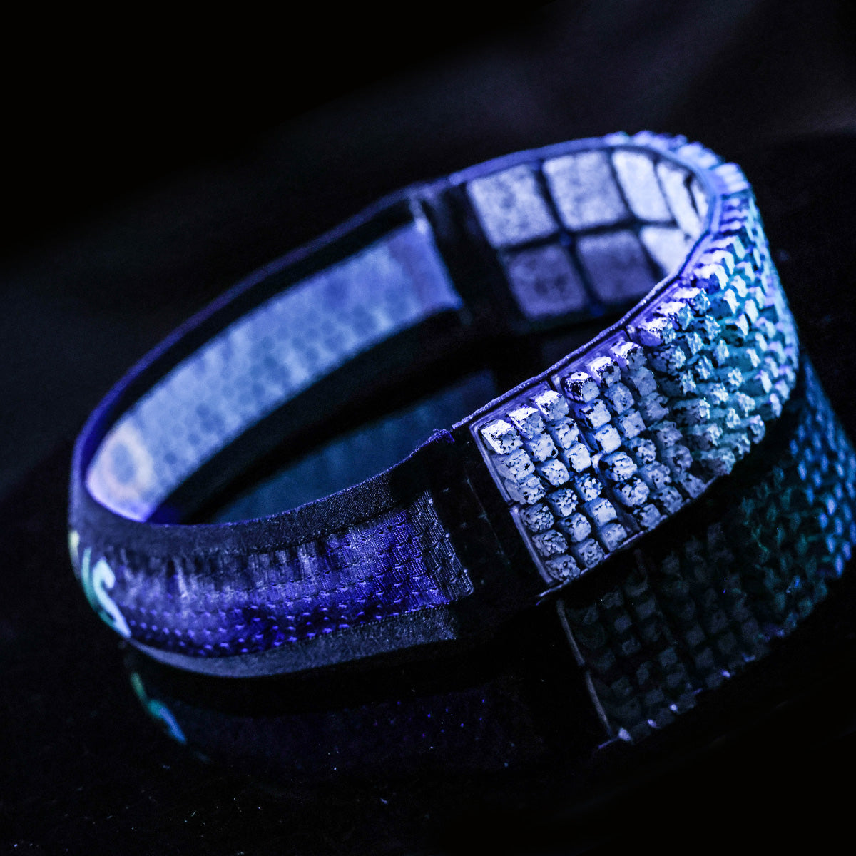 Headband with 20 cooling pieces