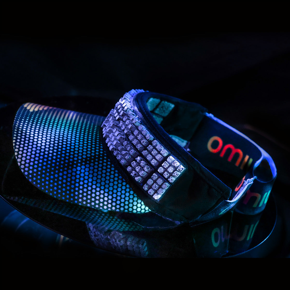 Visor with 20 cooling pieces