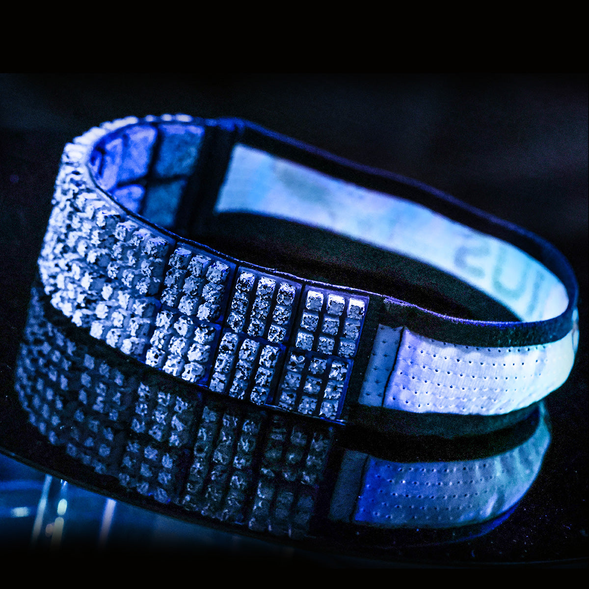 Headband with 20 cooling pieces
